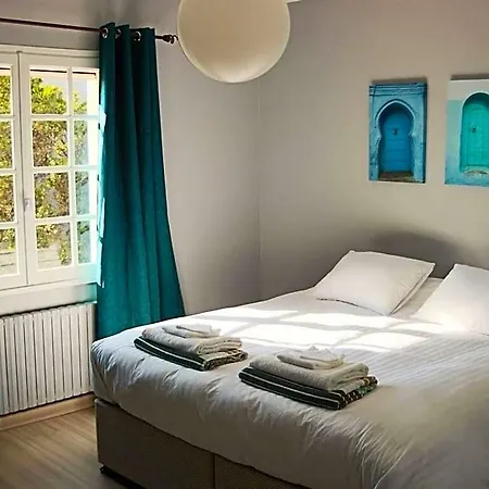 Savoir Vivre Comfortable
