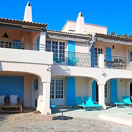 Hotell Savoir Vivre Comfortable
